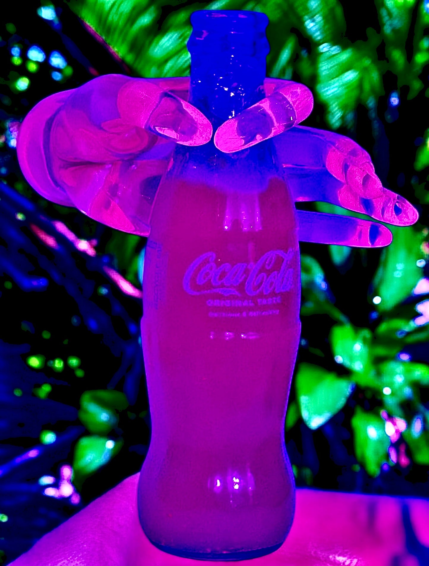 Coca Cola Original Bottle Fluorescent Neon Pink Pop Art Crystal Resin Showpiece / Sculpture